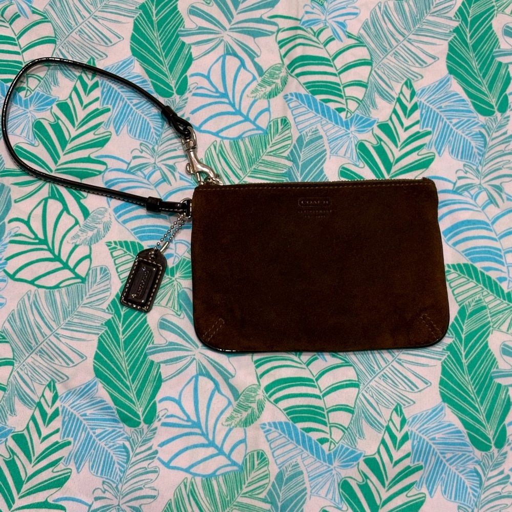 Vintage Coach Brown Wristlet (Like New Condition)